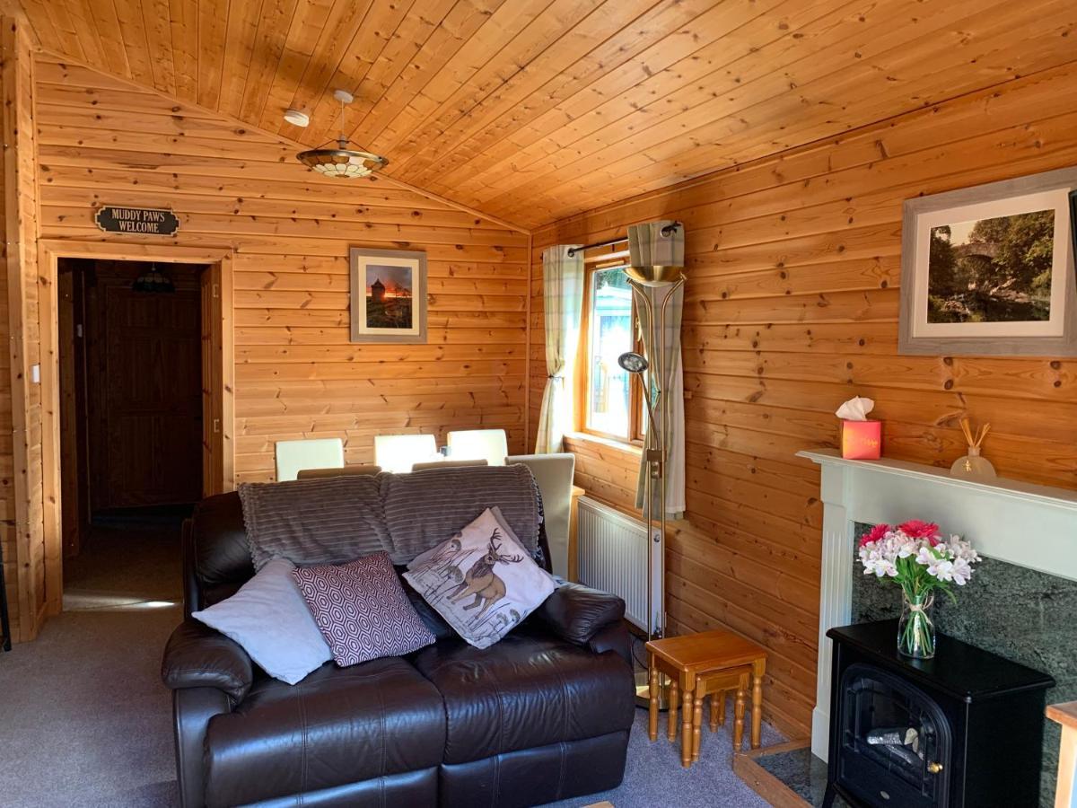 Immaculate 3-Bed Lodge In Hawick Exterior photo