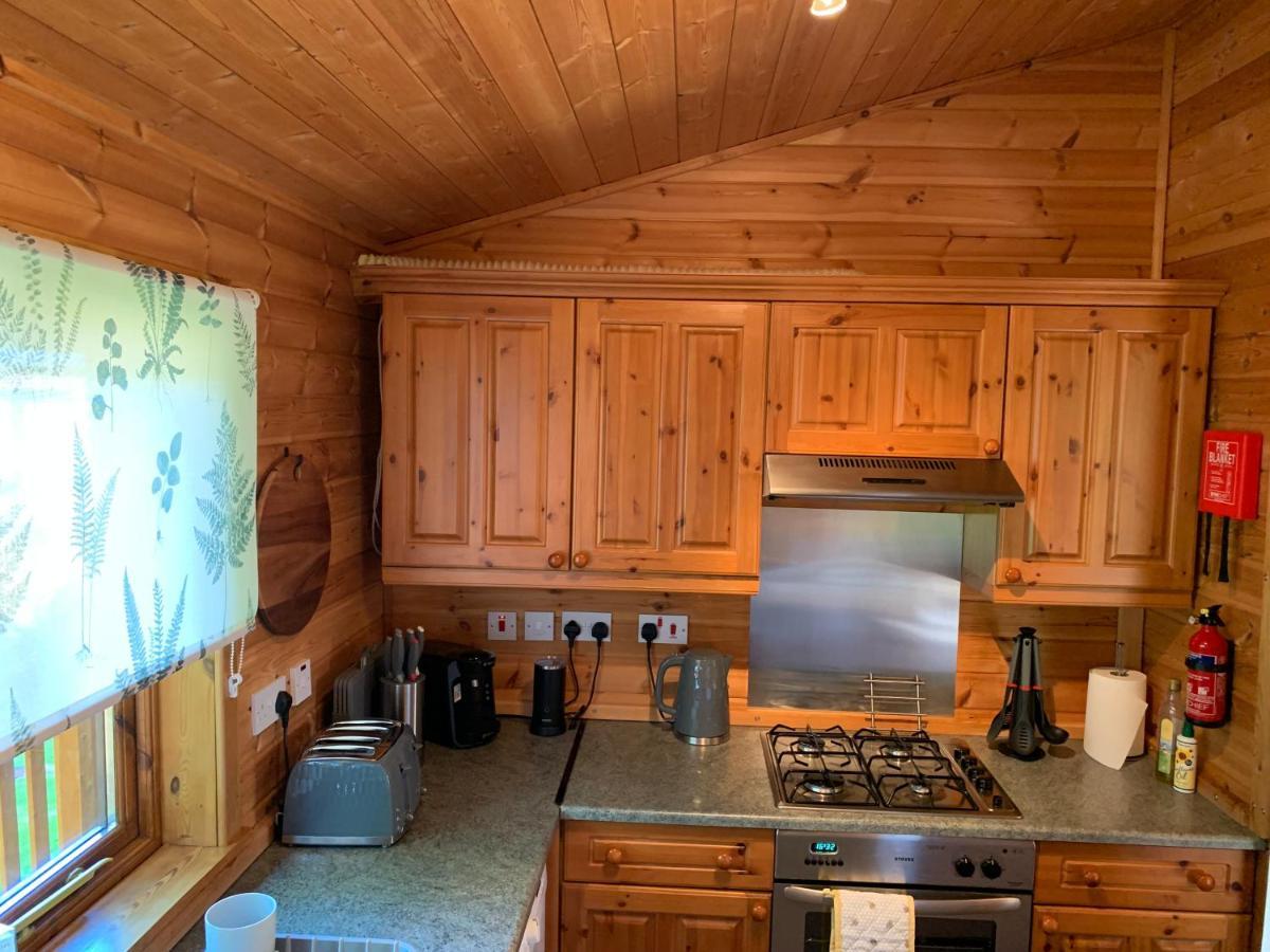 Immaculate 3-Bed Lodge In Hawick Exterior photo